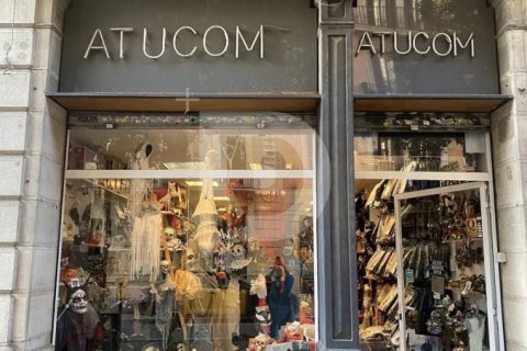 Магазин студия в Л'Эшампле, Барселона, Каталония, Испания № 4579