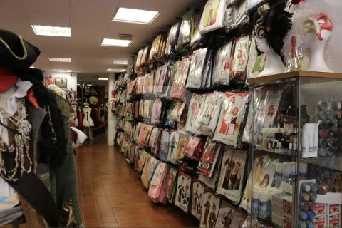 Купить магазин в Л'Эшампле, Испания 418м², № 4579 - фото 4