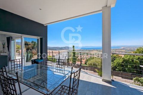 5 bedrooms villa for sale in Roses, Girona, Catalonia, Spain № 5659