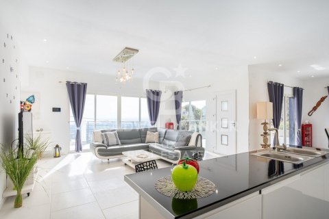 5 bedrooms villa for sale in Roses, Girona, Catalonia, Spain № 5659 - photo 9