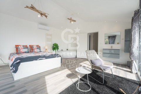 5 bedrooms villa for sale in Roses, Girona, Catalonia, Spain № 5659 - photo 15