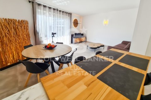 3 bedrooms apartment for sale in Empuriabrava, Girona, Catalonia, Spain № 5662 - photo 4