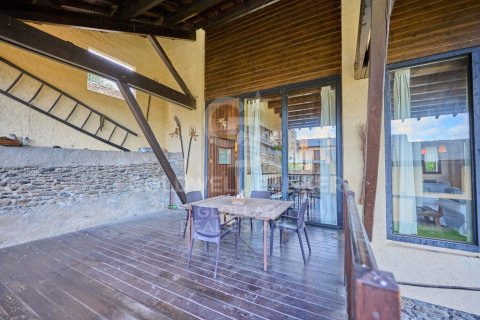 Вилла с 6 спальнями в Каталония, Испания № 5658