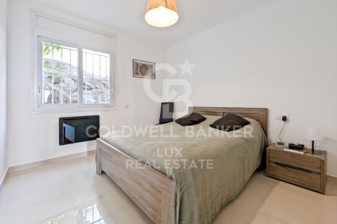 Купить квартиру в Розы, Испания с 2 спальни, 71м², № 5660 - фото 8