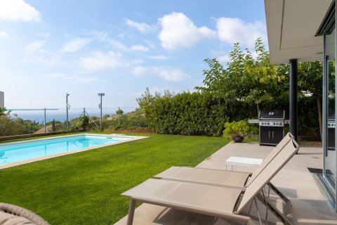 Купить дом в Тейя, Испания с 5 комнат, 500м², № 2914 - фото 6