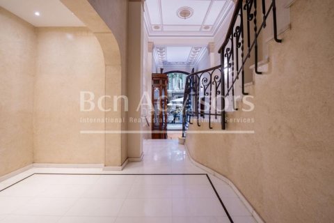 Купить квартиру в Эшампле, Испания с 3 спальни, 160м², № 2913 - фото 6