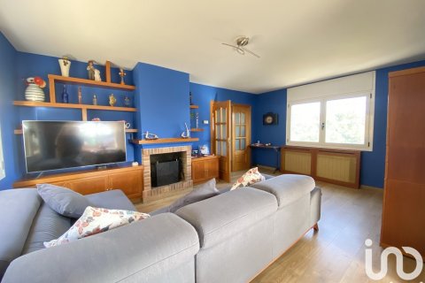 Купить дом в Руби, Испания с 4 спальни, 210м², № 4865 - фото 7