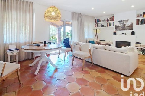 7 bedrooms house for sale in Badalona, Barcelona, Catalonia, Spain № 4866 - photo 4