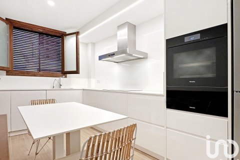 Купить дом в Барселона, Испания с 3 спальни, 336м², № 4973 - фото 12