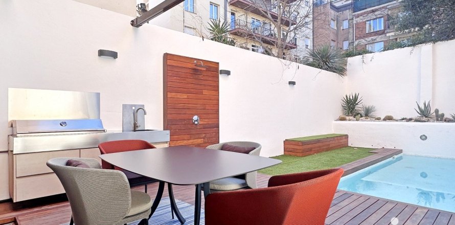 Дом с 3 спальнями в Барселоне, Каталония, Испания № 4973