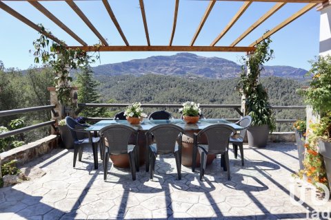 Дом с 4 спальнями в Кастельяр-дель-Вальесе, Барселона, Каталония, Испания № 4968