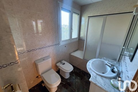 Купить квартиру в Кастельдефельс, Испания с 5 спален, 207м², № 4970 - фото 16