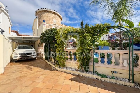 4 bedrooms house for sale in Empuriabrava, Girona, Catalonia, Spain № 5456 - photo 27