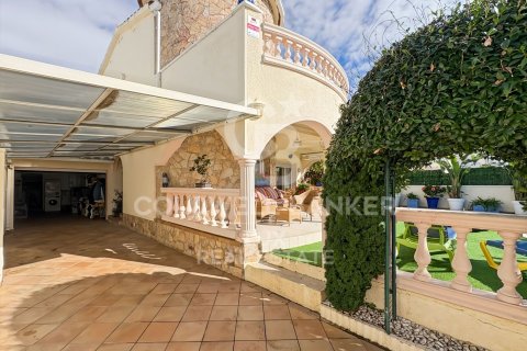 4 bedrooms house for sale in Empuriabrava, Girona, Catalonia, Spain № 5456 - photo 21