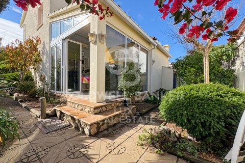 4 bedrooms house for sale in Empuriabrava, Girona, Catalonia, Spain № 5456 - photo 19