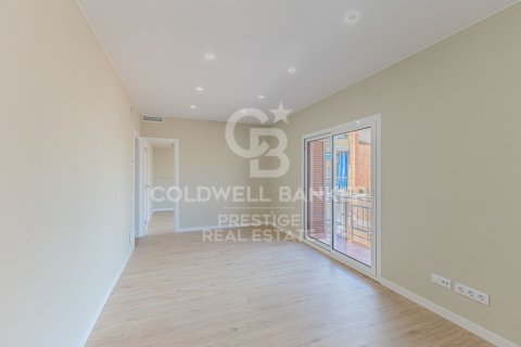 3 bedrooms apartment for sale in Barcelona, Catalonia, Spain № 5459 - photo 8