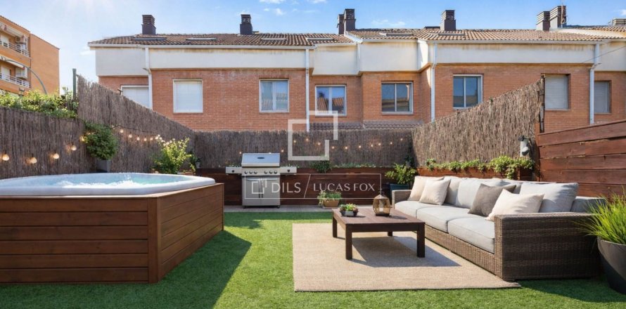 5 bedrooms villa for sale in Sant Just Desvern, Barcelona, Catalonia, Spain № 4103