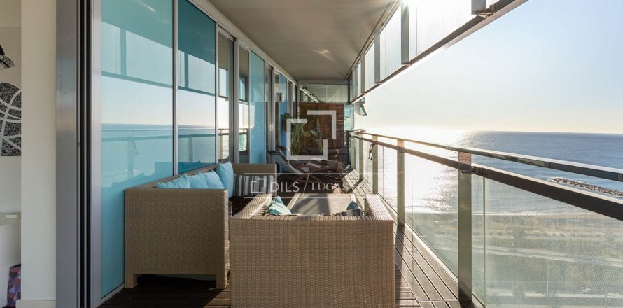 3 chambres apartment à vendre à Barcelona, Catalonia, Spain № 4107