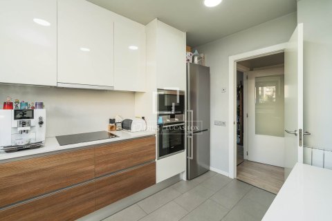 4 chambres apartment à vendre à Barcelona, Catalonia, Spain № 4105 - photo 15