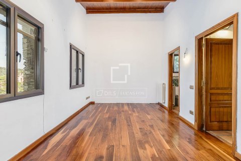6 chambres villa à vendre à Barcelona, Catalonia, Spain № 4109 - photo 23