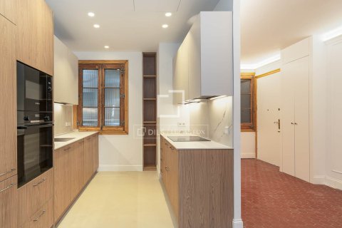 3 chambres apartment à vendre à Barcelona, Catalonia, Spain № 4108 - photo 29