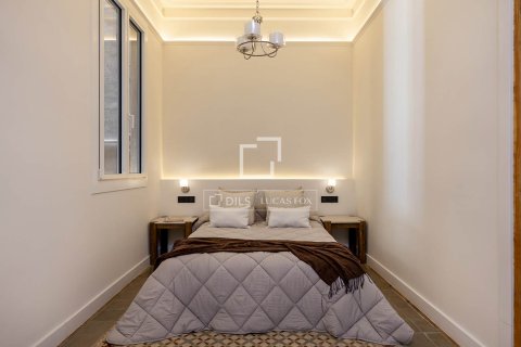 2 bedrooms apartment for sale in Barcelona, Catalonia, Spain № 4106 - photo 29