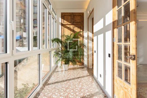 2 chambres apartment à vendre à Barcelona, Catalonia, Spain № 4106 - photo 2