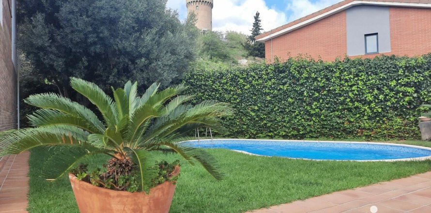 5 bedrooms house for sale in Sant Vicenc De Montalt, Barcelona, Catalonia, Spain № 5097
