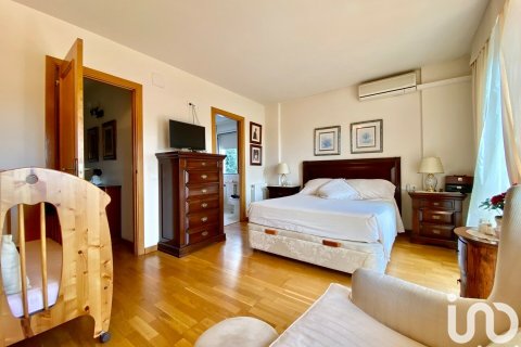 5 bedrooms house for sale in Sant Vicenc De Montalt, Barcelona, Catalonia, Spain № 5097 - photo 15
