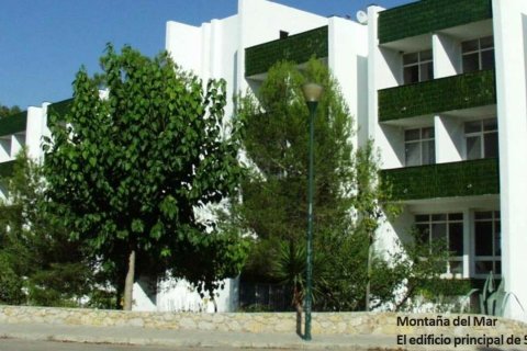 8000 sq.m. commercial property for sale in Canyelles, Girona, Catalonia, Spain № 5093 - photo 2