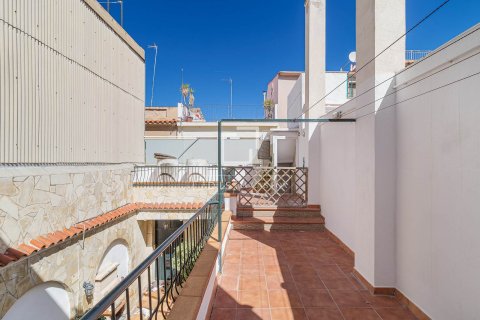 6 chambres villa à vendre à El Masnou, Barcelona, Catalonia, Spain № 4380 - photo 26