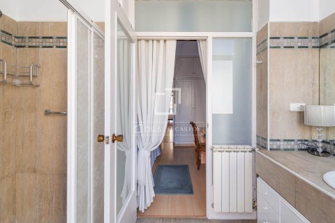 6 chambres villa à vendre à El Masnou, Barcelona, Catalonia, Spain № 4380 - photo 24