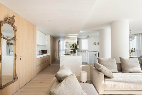 4 chambres penthouse à vendre à Barcelona, Catalonia, Spain № 4377 - photo 13