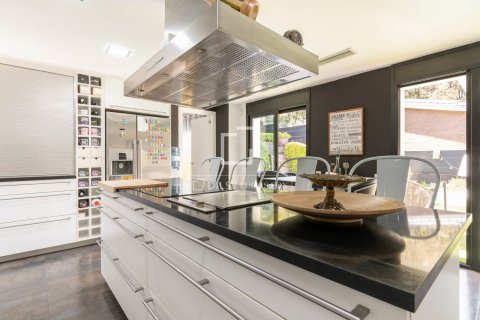 6 chambres villa à vendre à Barcelona, Catalonia, Spain № 4382 - photo 22