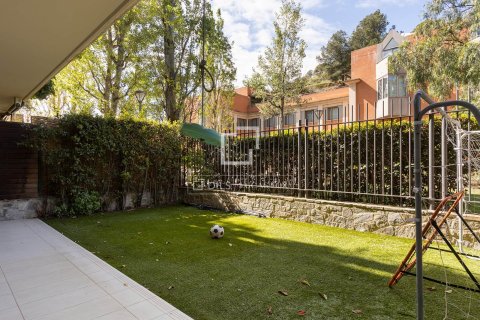 Apartamento de 3 dormitorios en venta en Barcelona, Cataluña, Spain № 4381 - foto 27