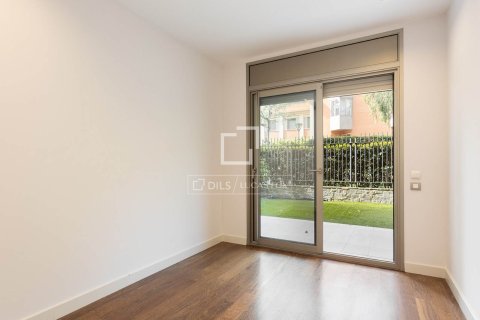 Apartamento de 3 dormitorios en venta en Barcelona, Cataluña, Spain № 4381 - foto 21