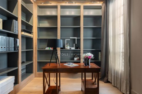 4 chambres apartment à vendre à Barcelona, Catalonia, Spain № 4378 - photo 14