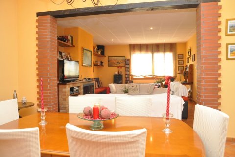 5 bedrooms house for sale in Mataro, Barcelona, Catalonia, Spain № 7665 - photo 10