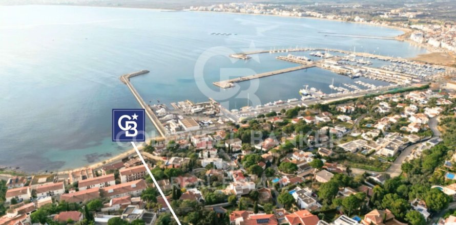 Земельный участок 1232м² в Розы, Герона, Каталония, Испания № 7668