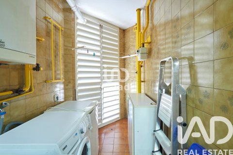 Купить квартиру в Барселона, Испания с 4 спальни, 147м², № 7434 - фото 19