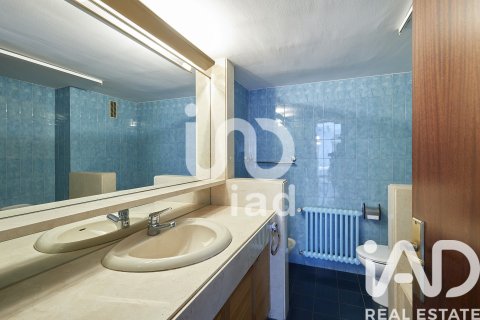 Купить квартиру в Барселона, Испания с 4 спальни, 147м², № 7434 - фото 9