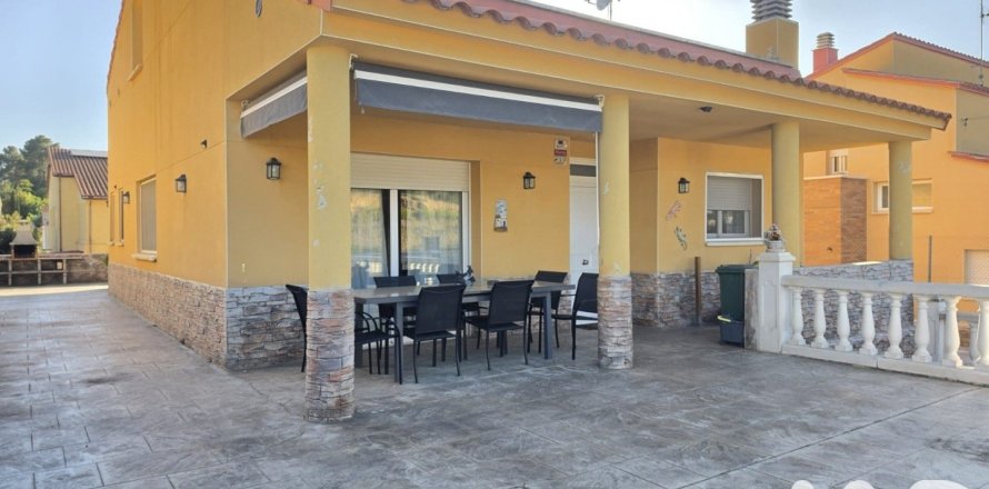 Дом с 4 спальнями в Куните, Таррагона, Каталония, Испания № 7433