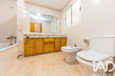 599 sq.m. commercial property for sale in L'Ampolla, Tarragona, Catalonia, Spain № 7437 - photo 12