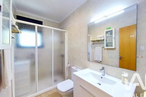 5 bedrooms house for sale in El Vendrell, Tarragona, Catalonia, Spain № 7439 - photo 14
