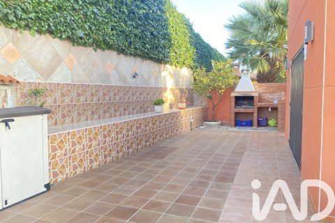 5 bedrooms house for sale in El Vendrell, Tarragona, Catalonia, Spain № 7439 - photo 2
