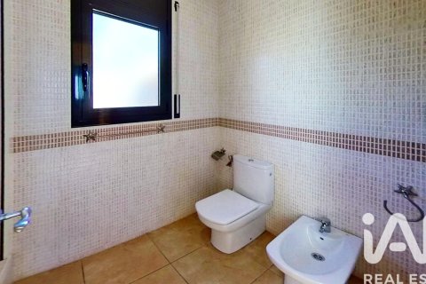 5 bedrooms house for sale in El Vendrell, Tarragona, Catalonia, Spain № 7439 - photo 18