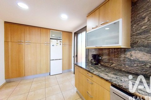 5 bedrooms house for sale in El Vendrell, Tarragona, Catalonia, Spain № 7439 - photo 24