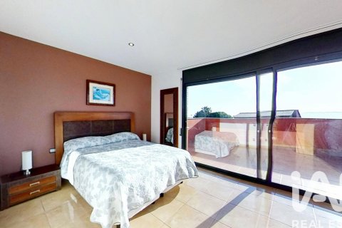 5 bedrooms house for sale in El Vendrell, Tarragona, Catalonia, Spain № 7439 - photo 23