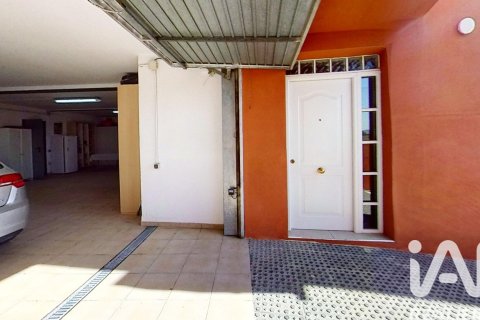 5 bedrooms house for sale in El Vendrell, Tarragona, Catalonia, Spain № 7439 - photo 10
