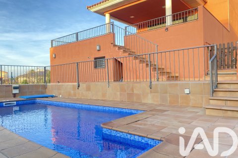 5 bedrooms house for sale in El Vendrell, Tarragona, Catalonia, Spain № 7439 - photo 11